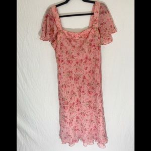 ❤️ 3/20 Floral Midi Dress Flutter Sleeves M